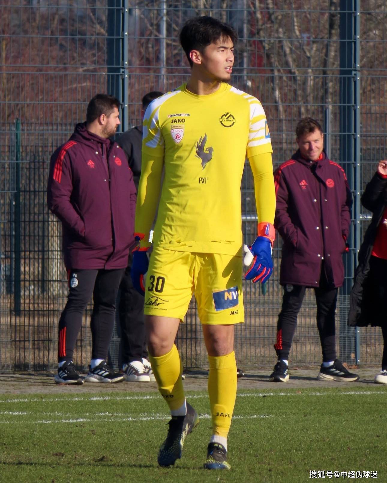 现场观众都 现场观众都